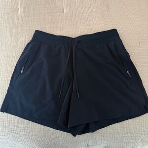 License to Train High-Rise Short 4”